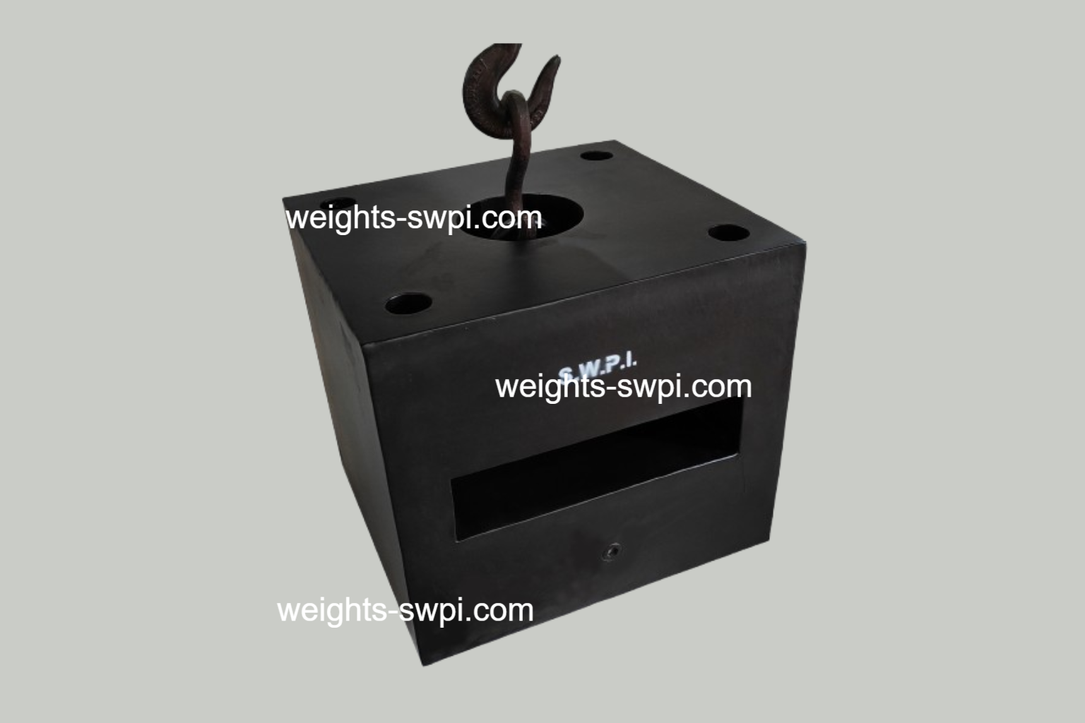 Fabricated Suitable for stacking & lifting by forklift